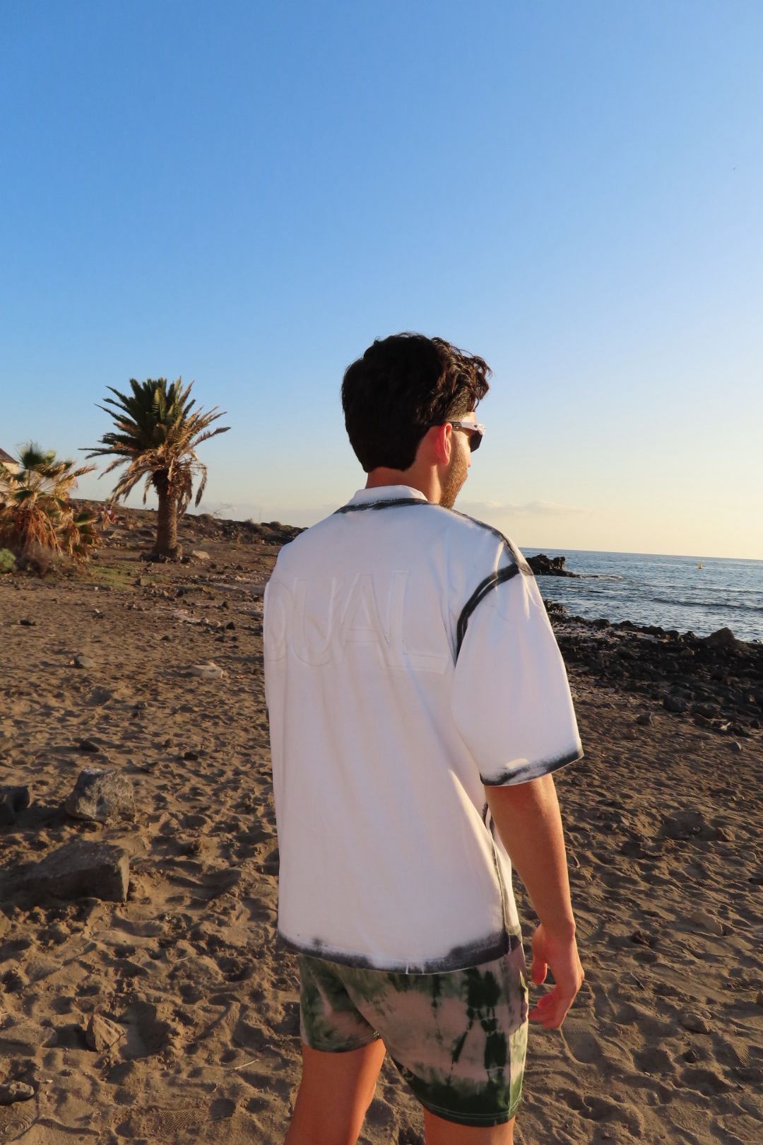 T-SHIRT OVER MAN – BIANCA CON CUCITURE NERE