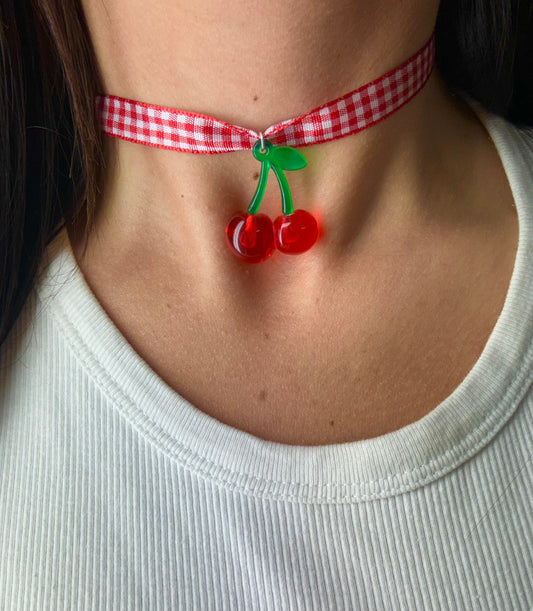 CHOCKER CHERRY PIC NIC