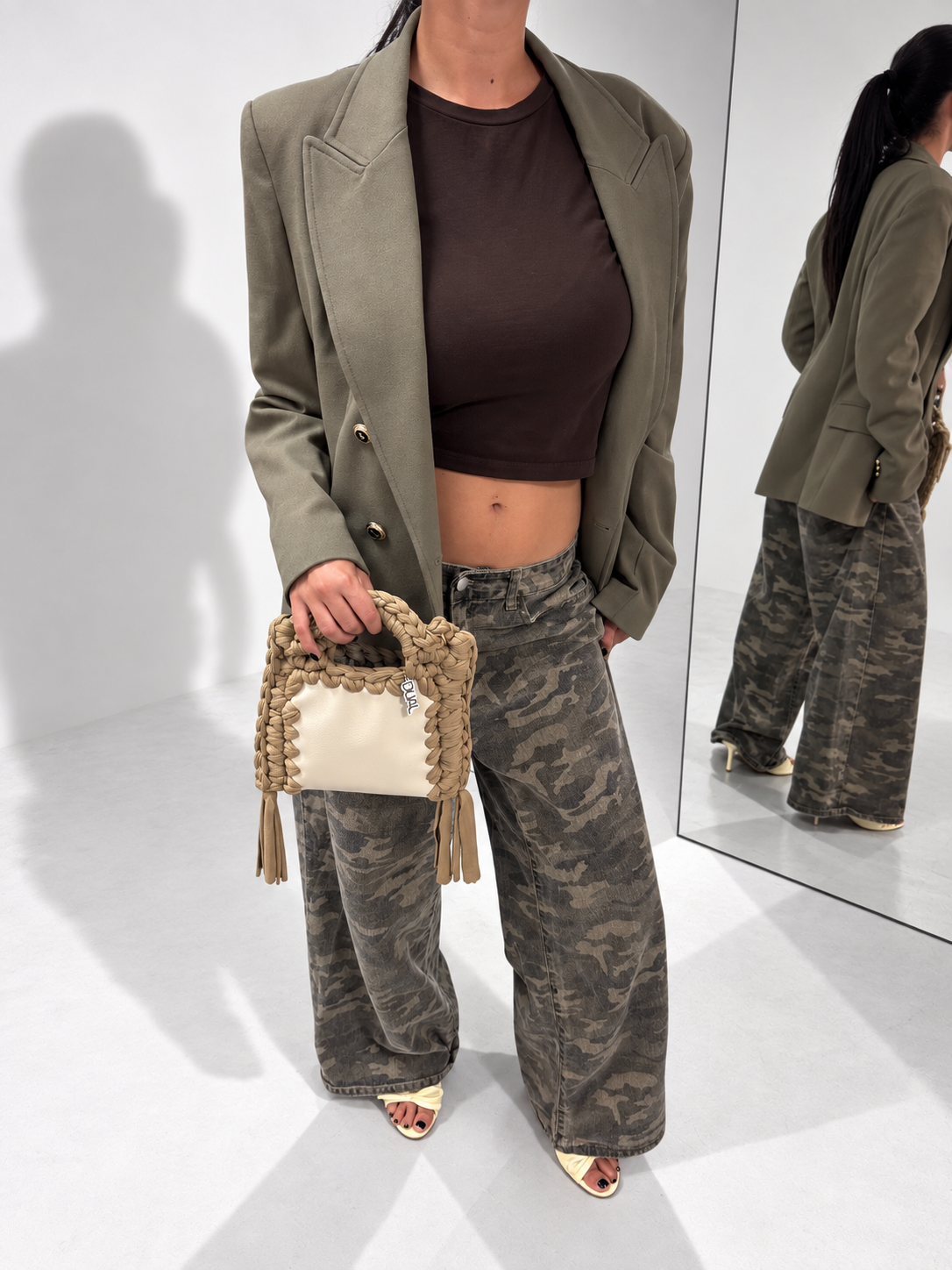 FUNNY MONOCOLORE - Beige