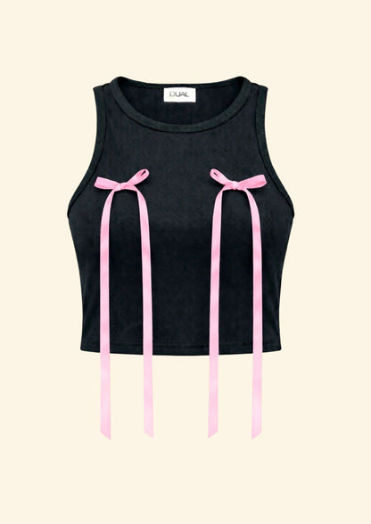 top nera con fiocchi