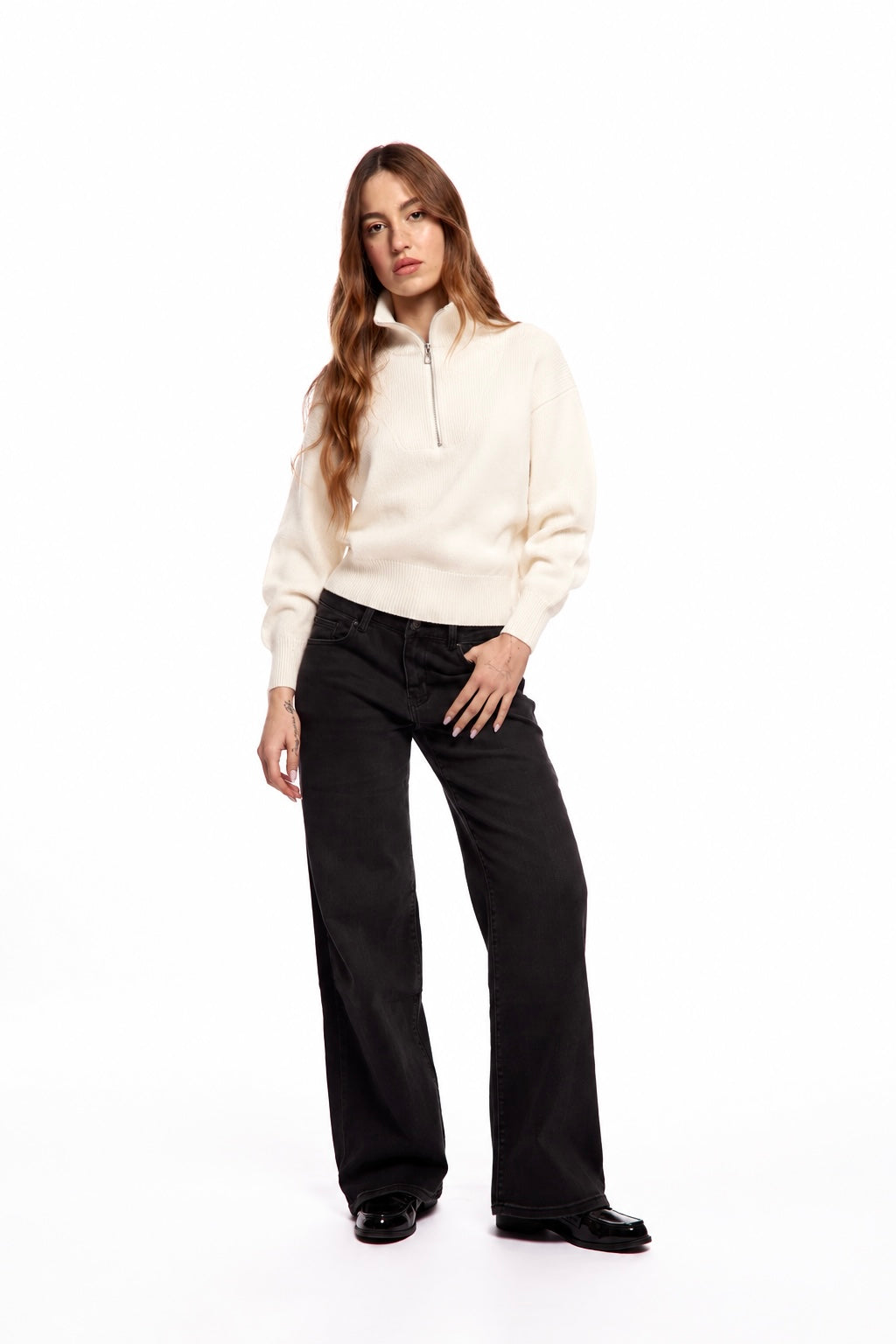 jeans fiocchi bianchi e rossi