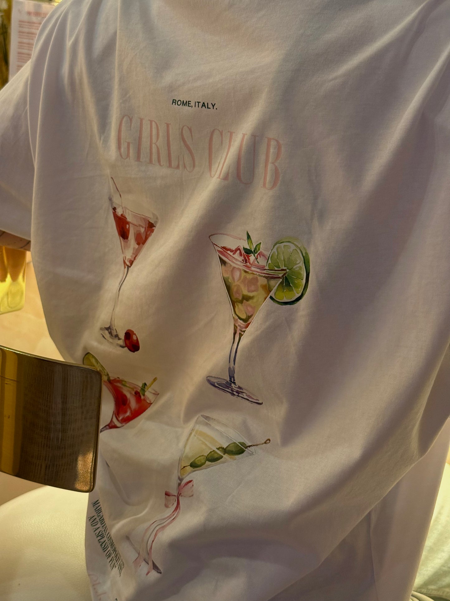 GIRLS CLUB T-SHIRT