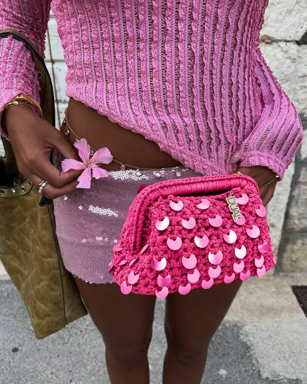 CLUTCH CROCHET PAILETTES