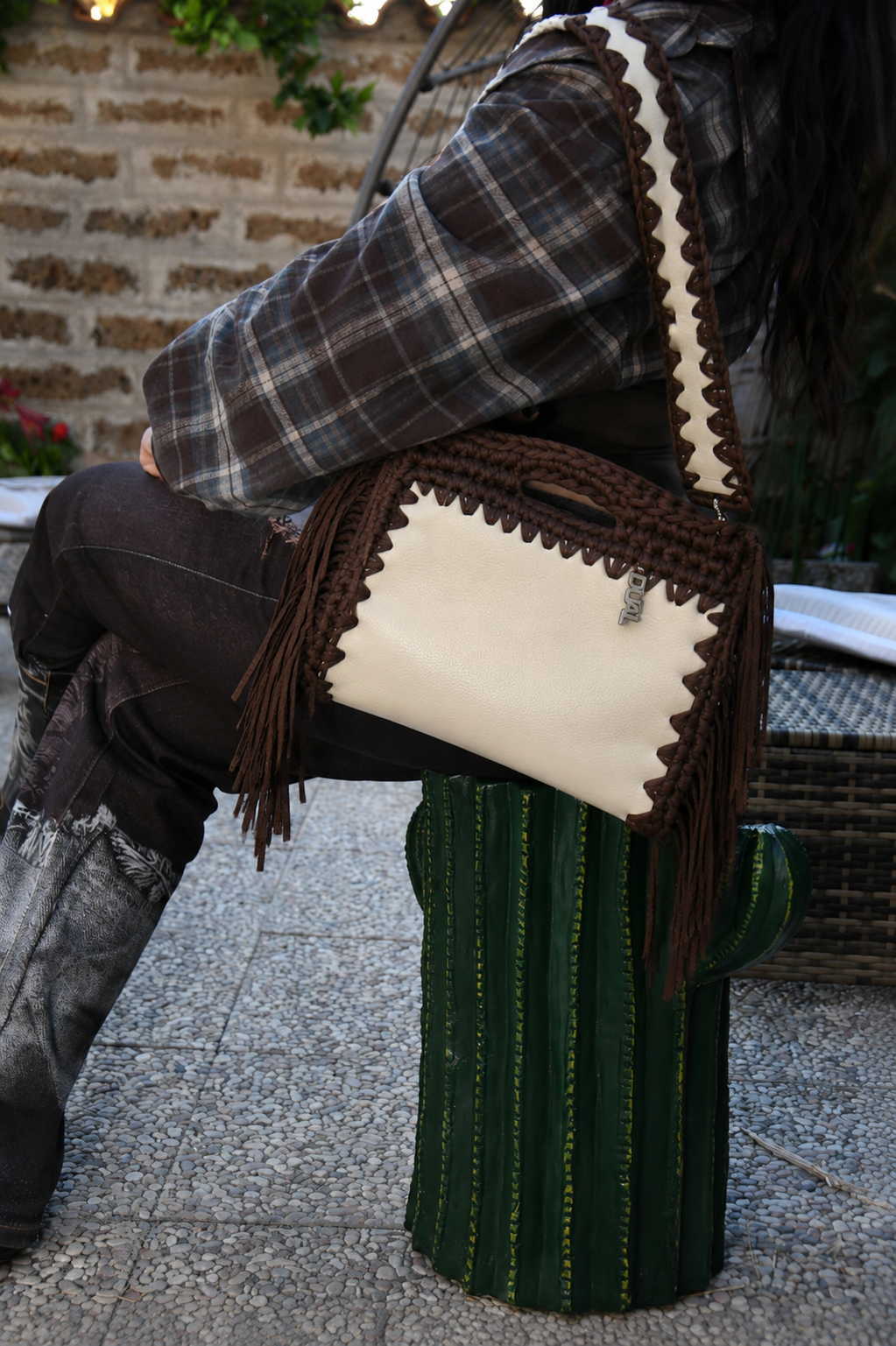 fluffy bag borsa pelle e crochet beige e marrone