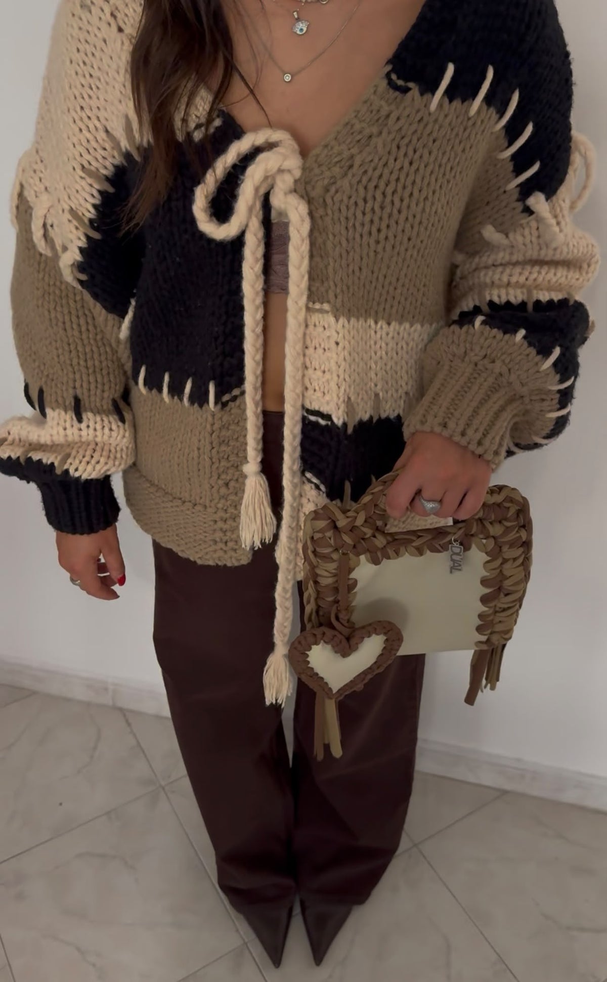 funny bicolore pelle e crochet beige e marrone