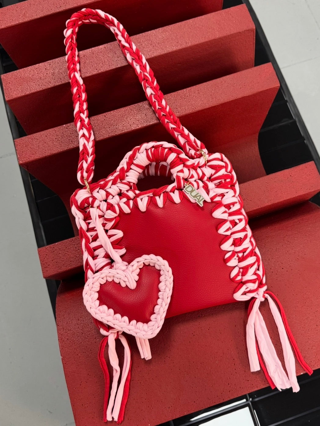 FUNNY BICOLORE ROSSO E ROSA CHARM CUORE TRACOLLA 60 CM